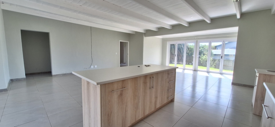 3 Bedroom Property for Sale in Albertinia Western Cape